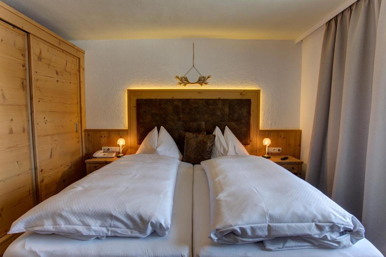 Hotel Garni - Restaurant Kaminstube Sankt Anton am Arlberg Esterno foto