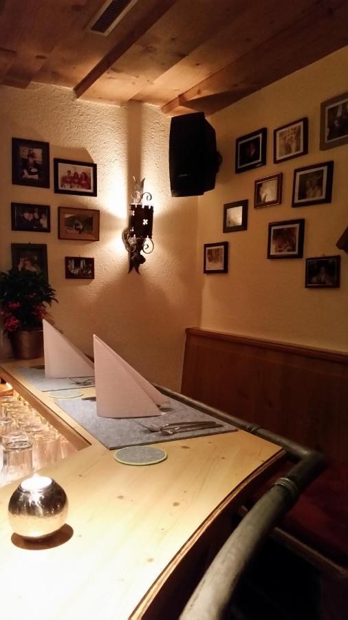 Hotel Garni - Restaurant Kaminstube Sankt Anton am Arlberg Esterno foto