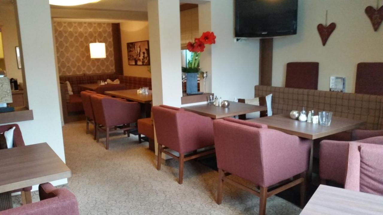 Hotel Garni - Restaurant Kaminstube Sankt Anton am Arlberg Esterno foto
