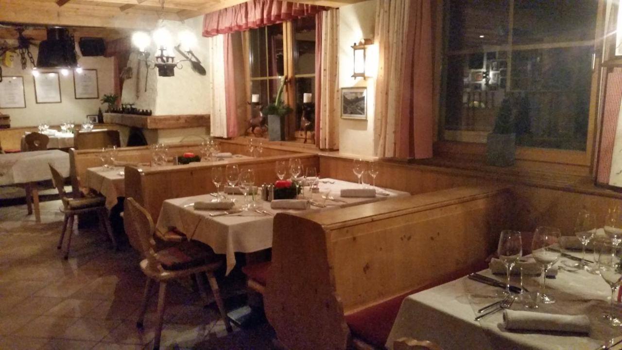 Hotel Garni - Restaurant Kaminstube Sankt Anton am Arlberg Esterno foto